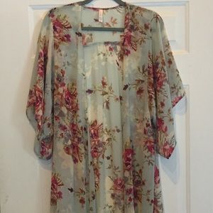 Sheer floral kimono
